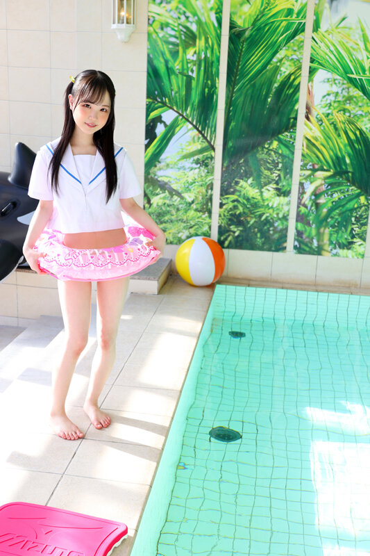 ららちゃん7時間BEST2枚組の魅力を徹底解説！最強の小柄美少女が繰り広げるエロティックな世界 - 画像1