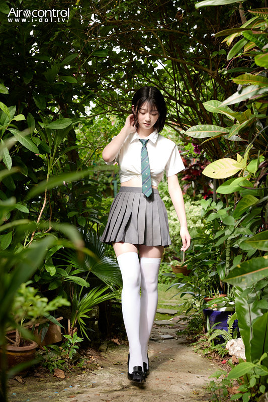 ALL NUDE 瀬戸環奈のレビューと見どころ！美少女ロリ系AVの魅力を徹底解説 - 画像1